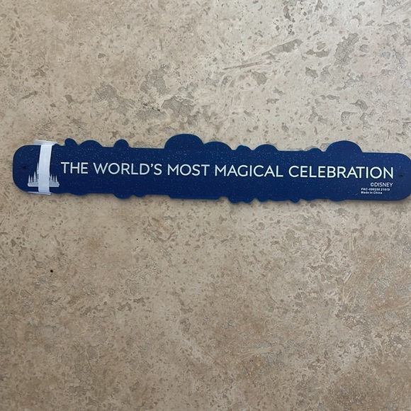 Authentic Disney Parks 50th Anniversary slap bracelet. Collectors item! - Picture 4 of 5